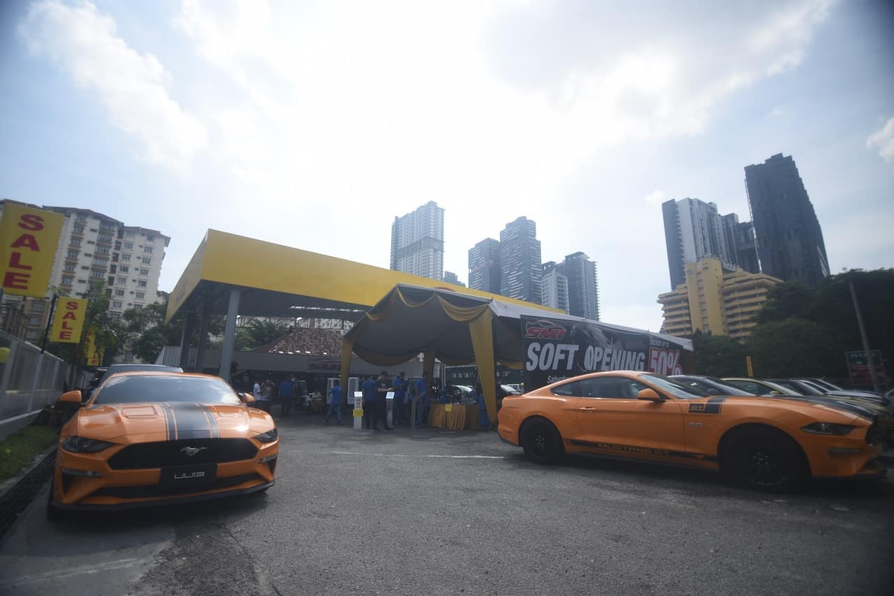 Read more about the article SMI Cars Rai Pelanggan-pelanggan di Majlis Perasmian Ruang Pameran Baharu