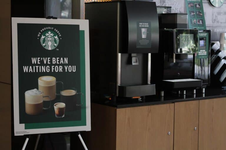 Sunway Unveils Starbucks Premium Cashless SelfService Coffee Kiosk In