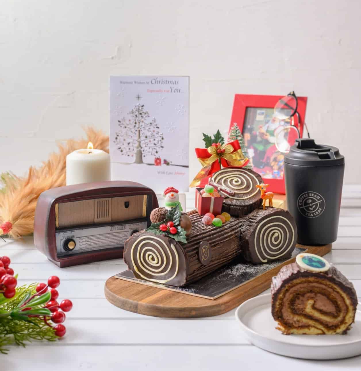 You are currently viewing The Coffee Bean & Tea Leaf® Presents A Holiday Wonderland