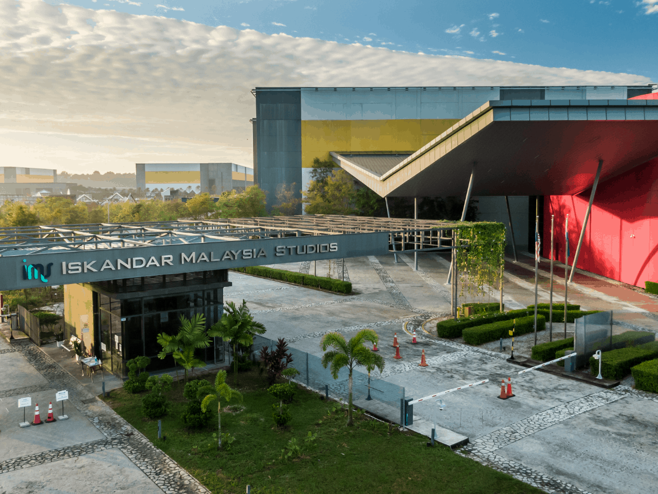 Read more about the article RentSmart Asia Partners with Iskandar Malaysia Studios Under The Merchant Partnership Program
