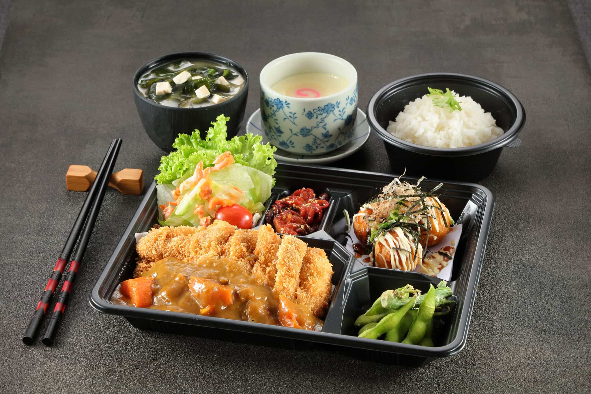 Tokyo’s Street’s 10 Best Bento Boxes to Satisfy Those Cravings! RAMARAMA