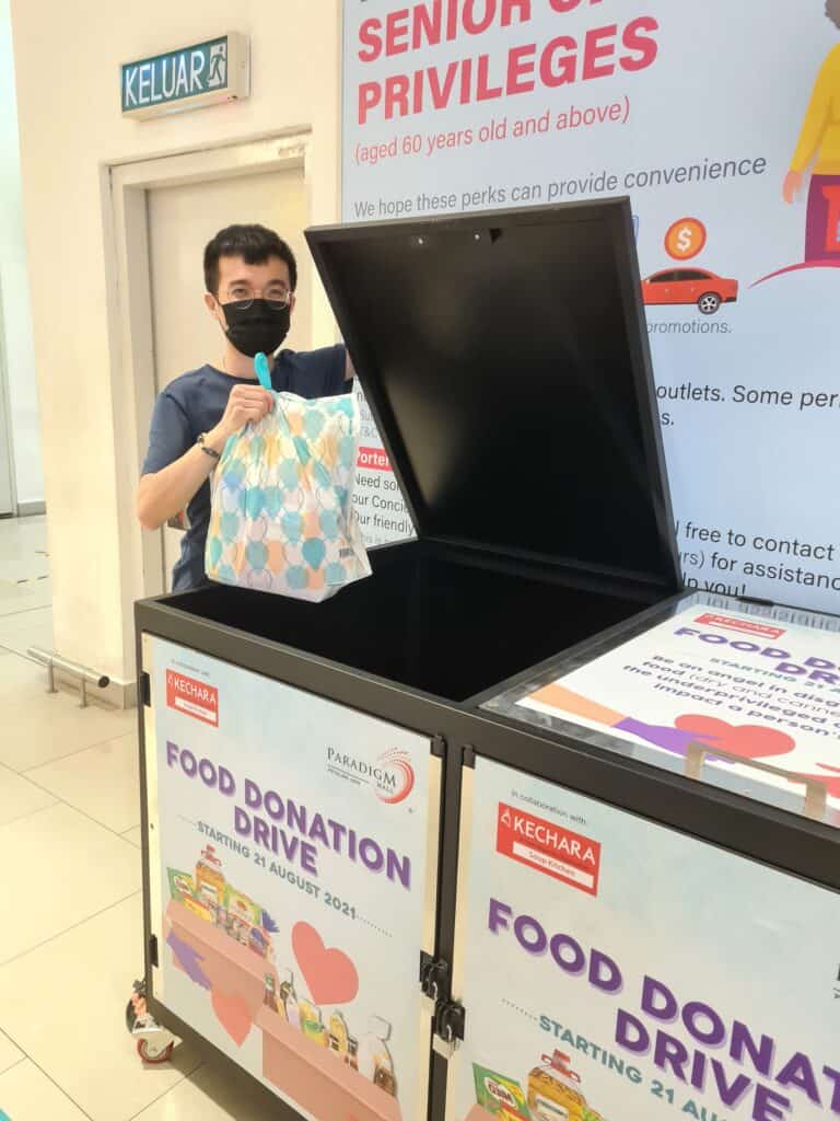 Paradigm Mall Petaling Jaya And Kechara Soup Kitchen Embark On A Food Donation Drive