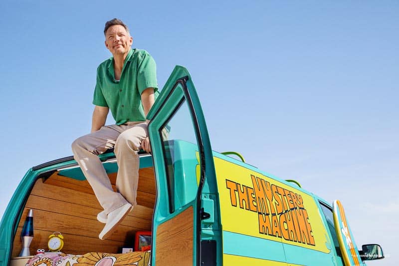 Read more about the article Throw it back to 2002 and join Matthew Lillard in Scooby Doo’s Mystery Machine, now bookable on Airbnb