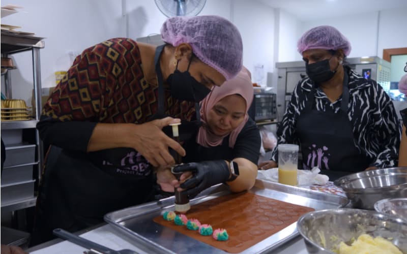  ‘Baking’ a Path to Empower Vulnerable Single Mothers  