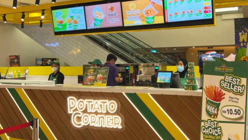 Pos Malaysia Memudahkan Kemasukan Potato Corner dari Thailand ke Pasaran Malaysia Melalui Pos Fulfill