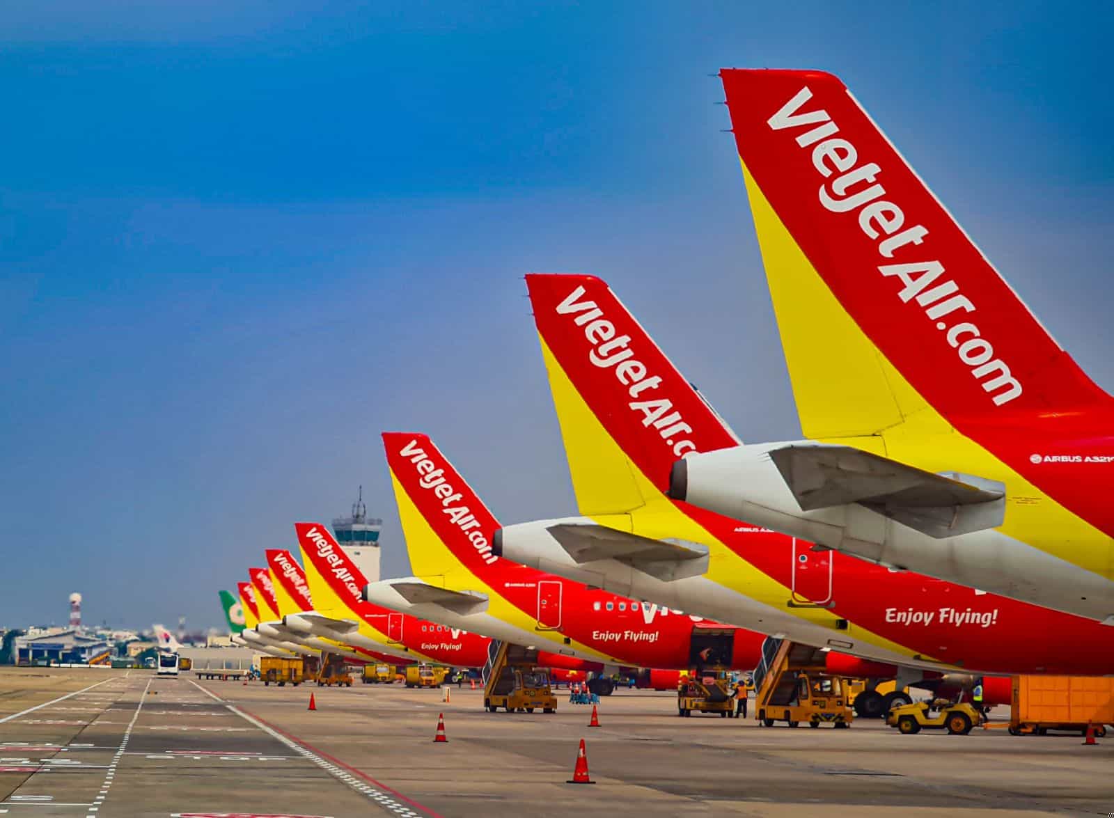 Vietjet to extend the weekly promotion and offer “Real Deal” for business services