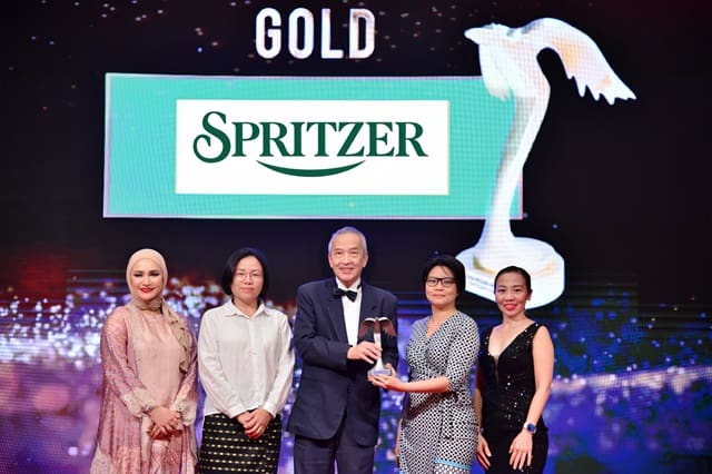 Spritzer Menerima Dua Anugerah di Anugerah Jenama Putra 2023