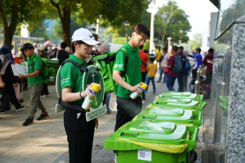 Meraikan Perlindungan Pelbagai Generasi, Dettol Terus Melangkah Lebih Jauh Dengan ‘Selangkah Lebih, Selangkah Kasih’ Sempena Hari Merdeka Ini