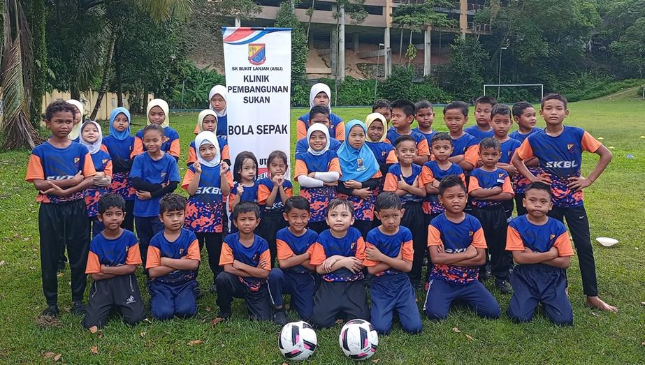 Klinik Sukan Anjuran Jenama Biskut Tiger Menginspirasikan Atlet Muda di SK Bukit Lanjan (Asli)