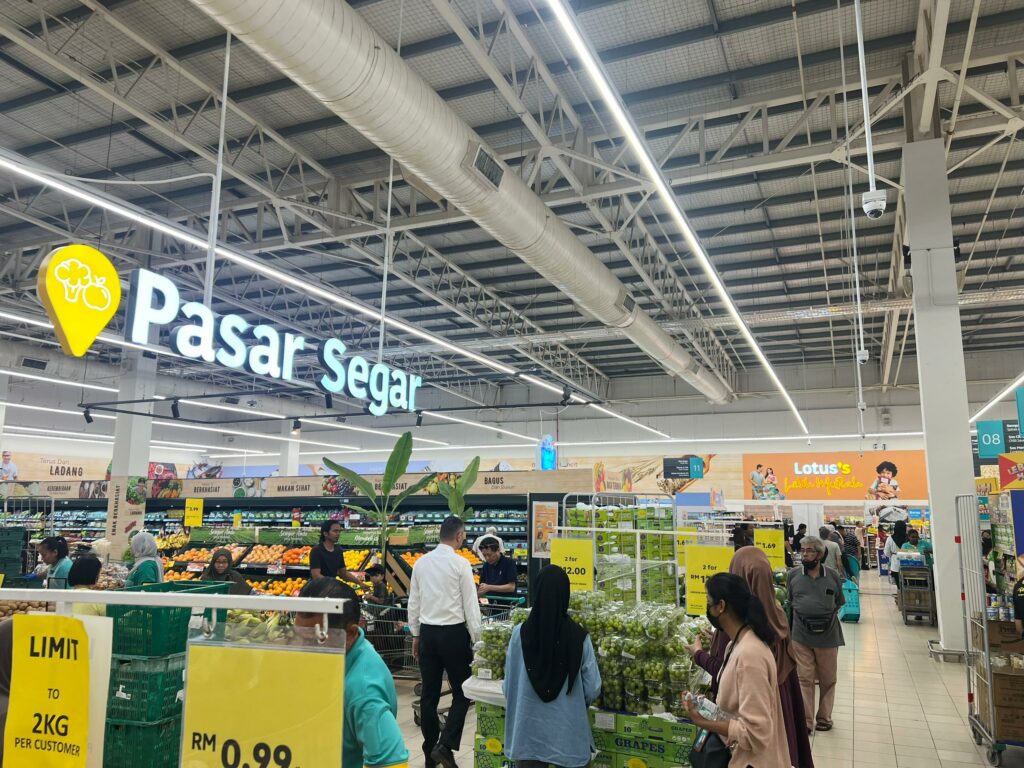 Lotus’s Malaysia Selesai Pengubahsuaian Stor Ampang dan Mutiara Damansara