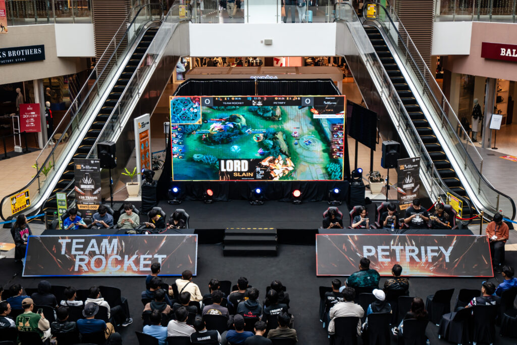 Thousands of Gamers Thronged Mitsui Outlet Park KLIA Sepang for Its Inaugural ‘Immortal Legends’ Esports Tournament