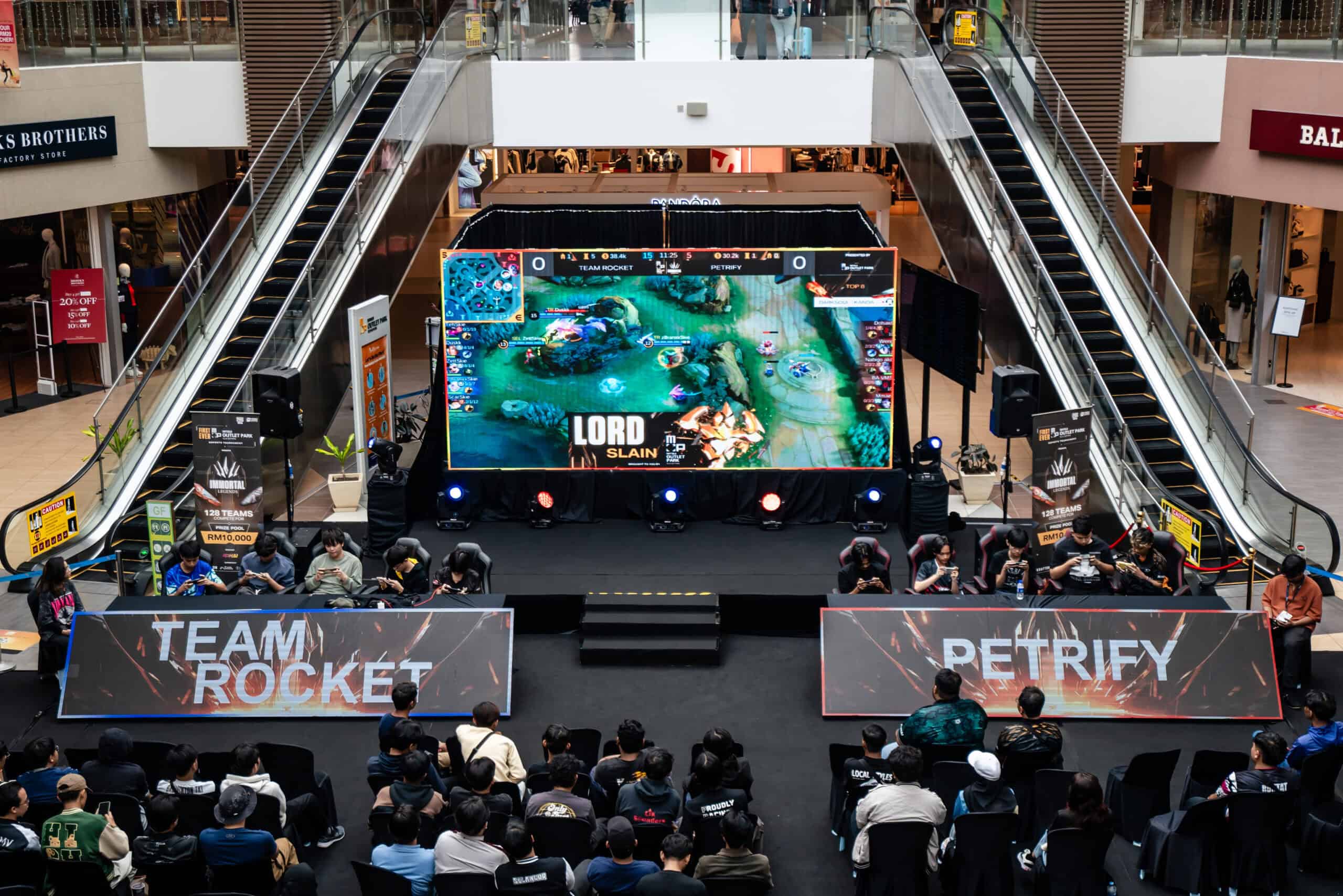 Thousands of Gamers Thronged Mitsui Outlet Park KLIA Sepang for Its Inaugural ‘Immortal Legends’ Esports Tournament